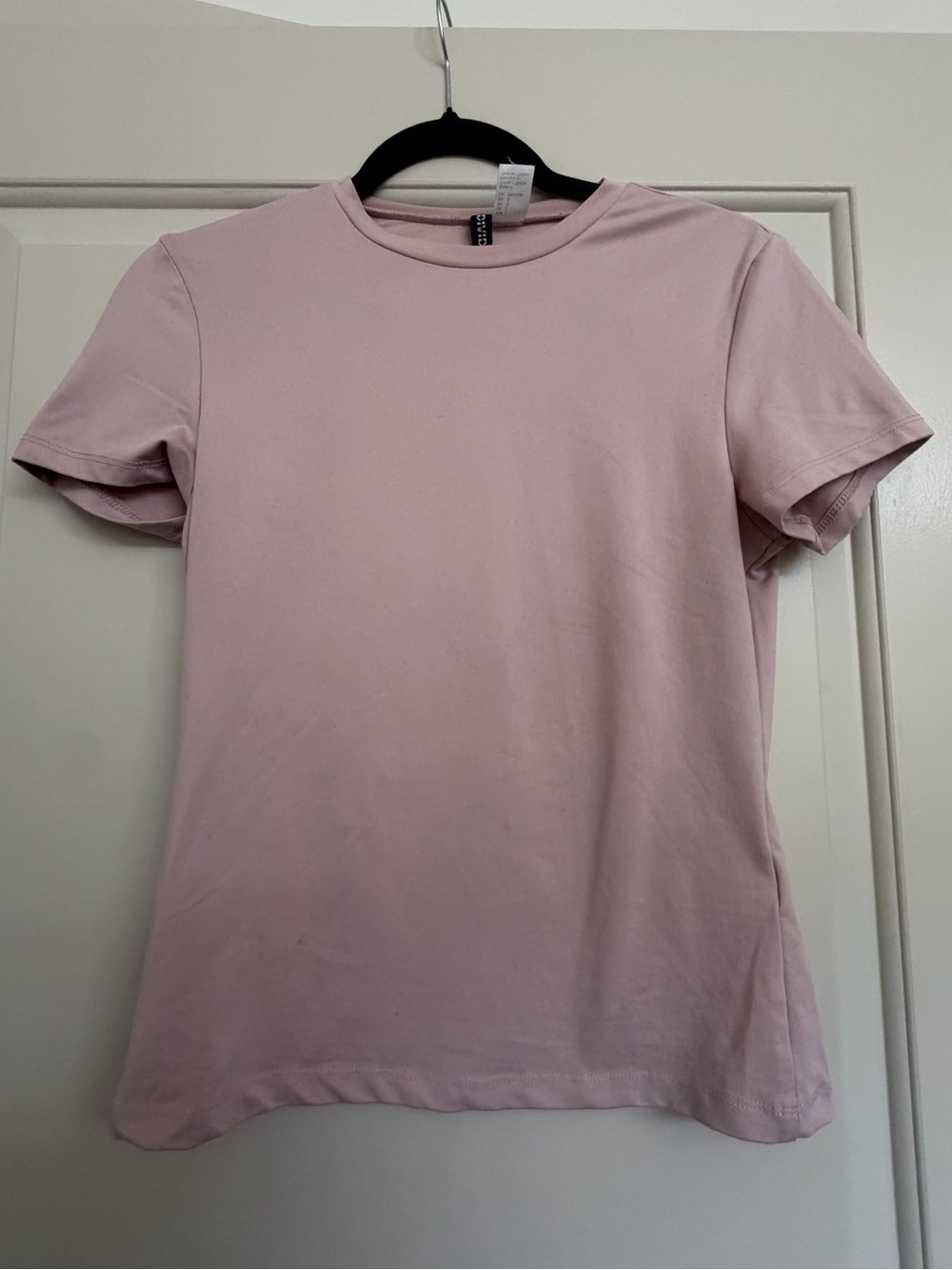 H&M Short Sleeve Crewneck Tee in Pale Pink